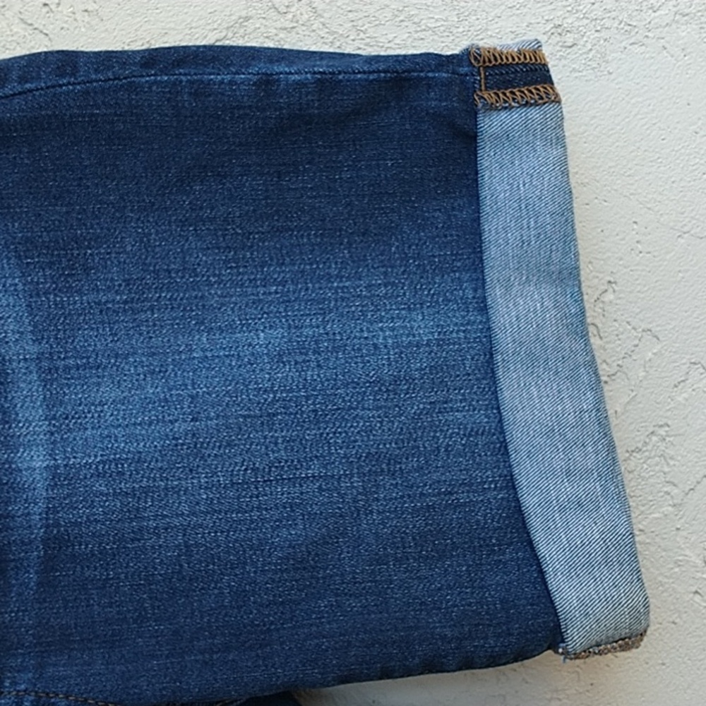 JUDY BLUE Cuffed Hem Jean Shorts Size M - Picture 7 of 13